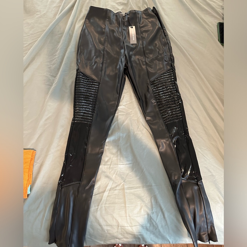 Maniere Devoir Leather Biker Pants